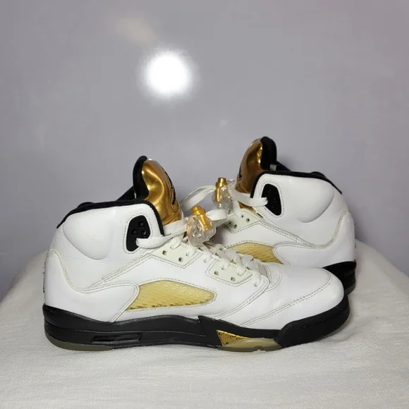 Air Jordan Retro 5 GS Size 7Y Olympic sneakers. - Picture 7 of 9
